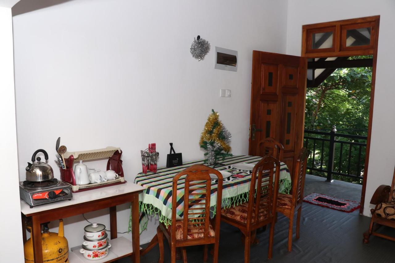 Great Yeheni Villa Hikkaduwa Exterior foto